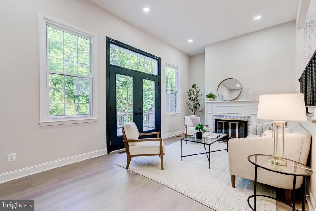 5408 BROMYARD COURT