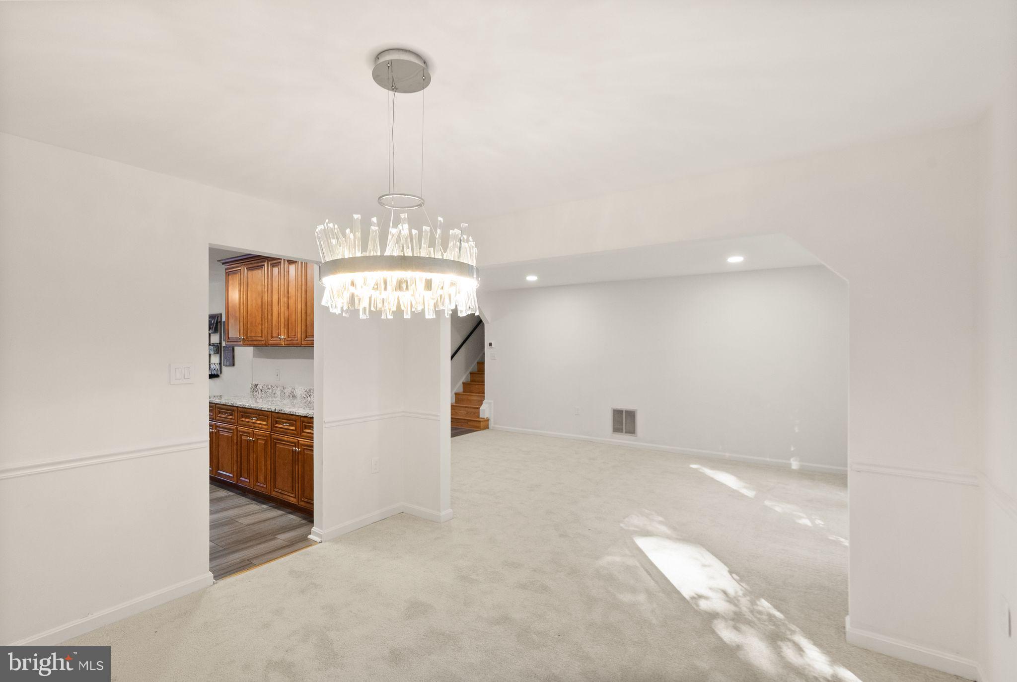5305 HEXAGON PLACE