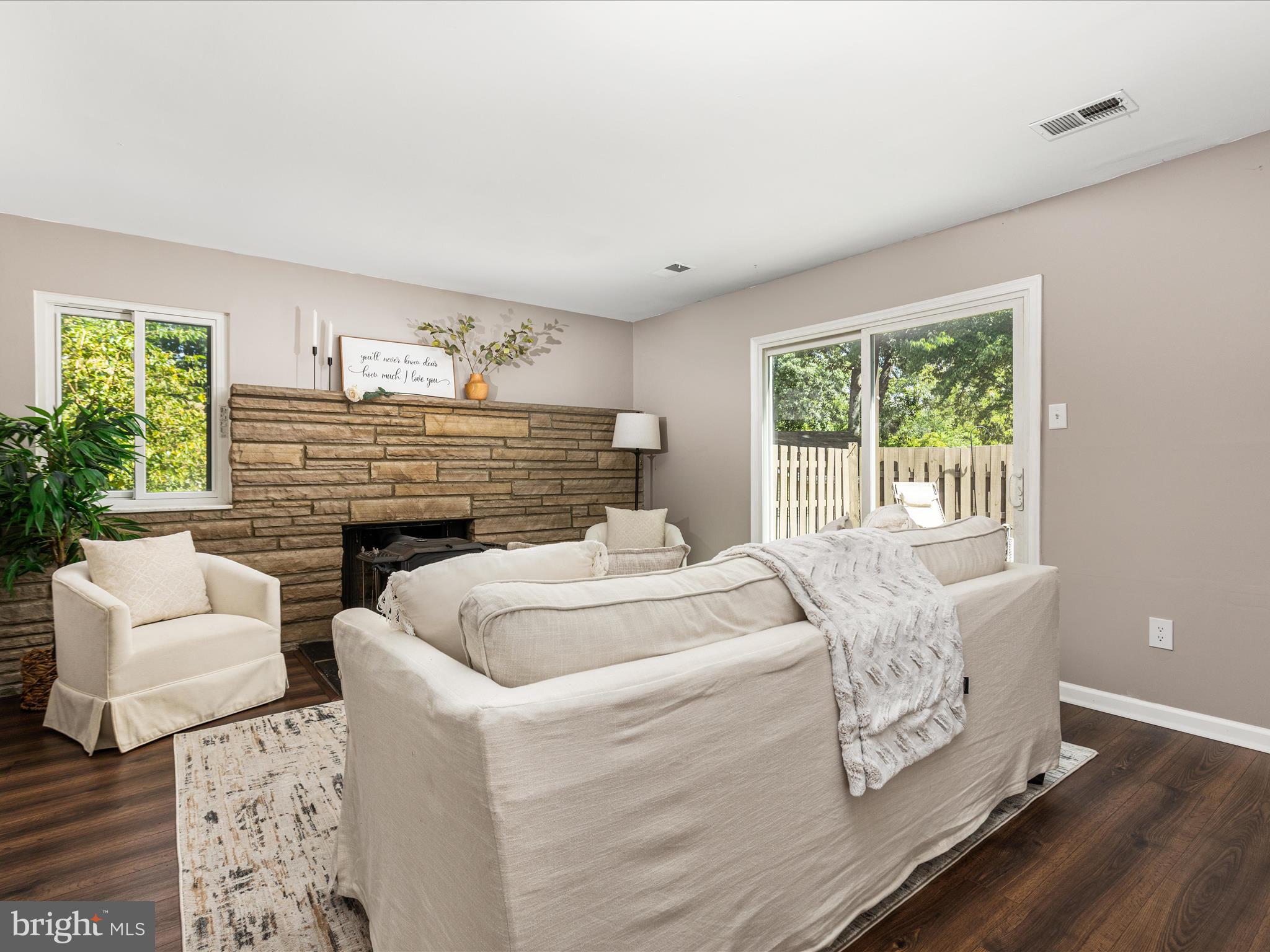 1513 MILLIKENS BEND ROAD