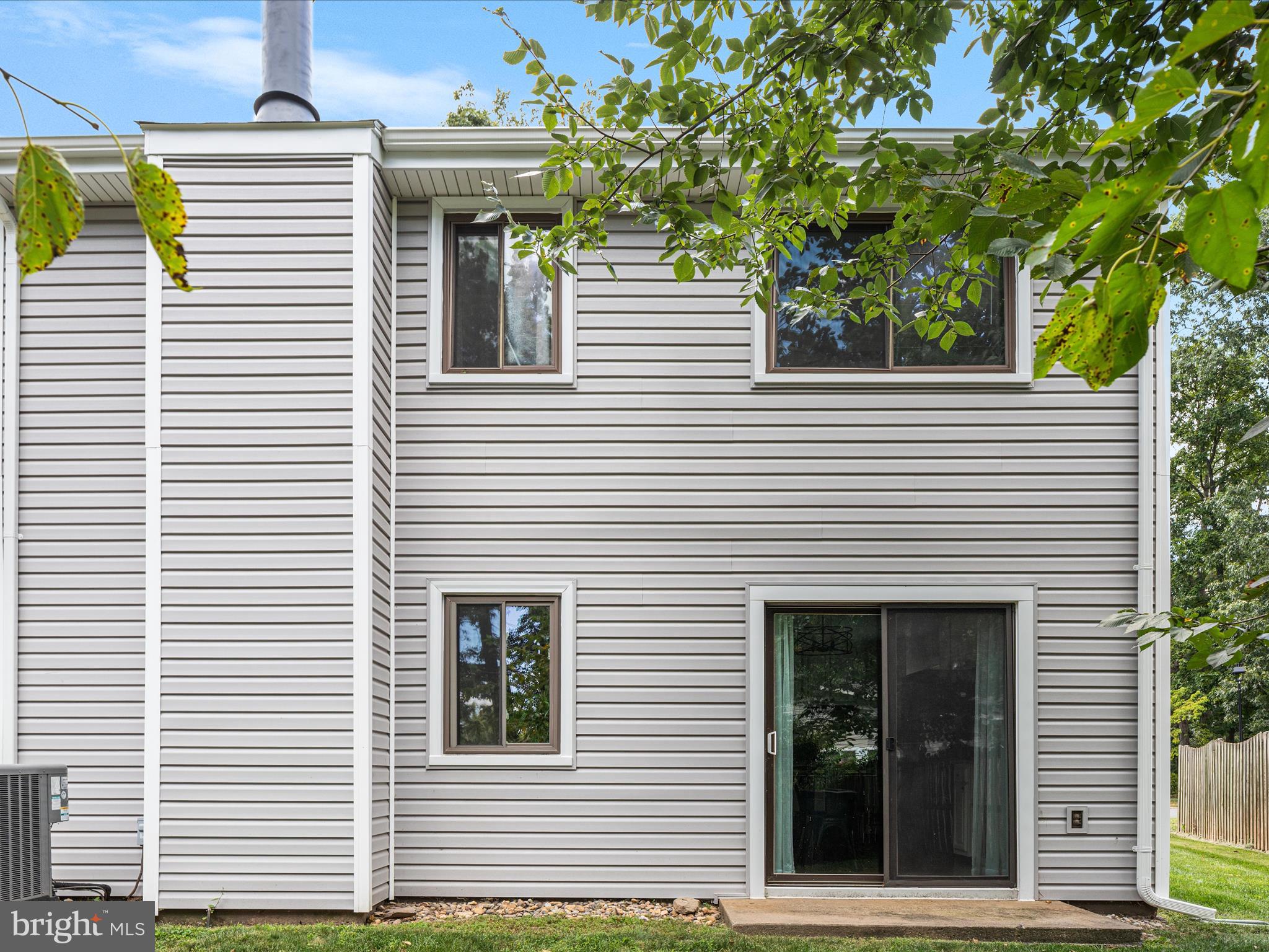 1513 MILLIKENS BEND ROAD