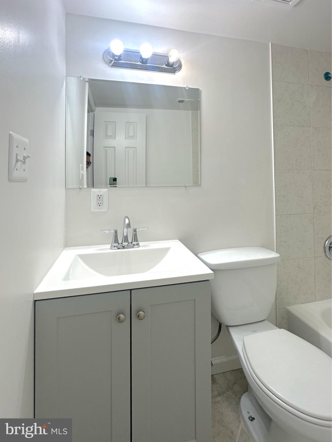 4211 AMERICANA DRIVE 102