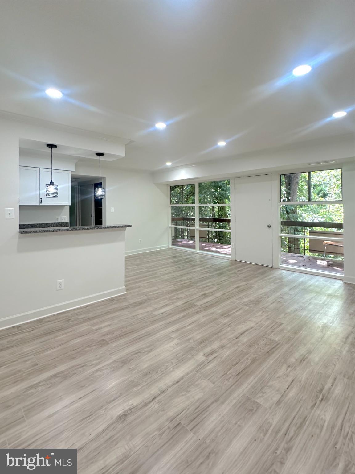 4211 AMERICANA DRIVE 102