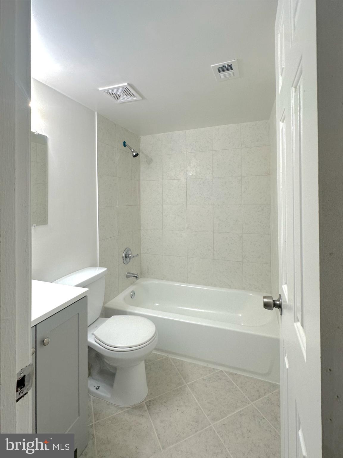 4211 AMERICANA DRIVE 102