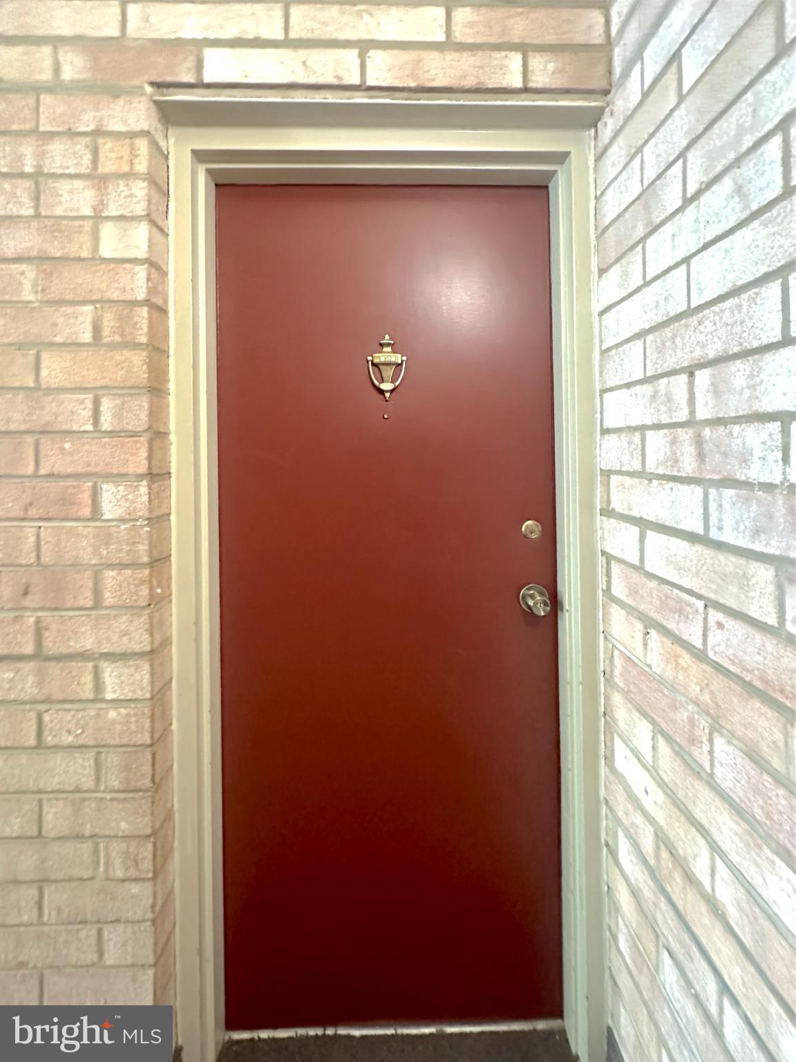 4211 AMERICANA DRIVE 102