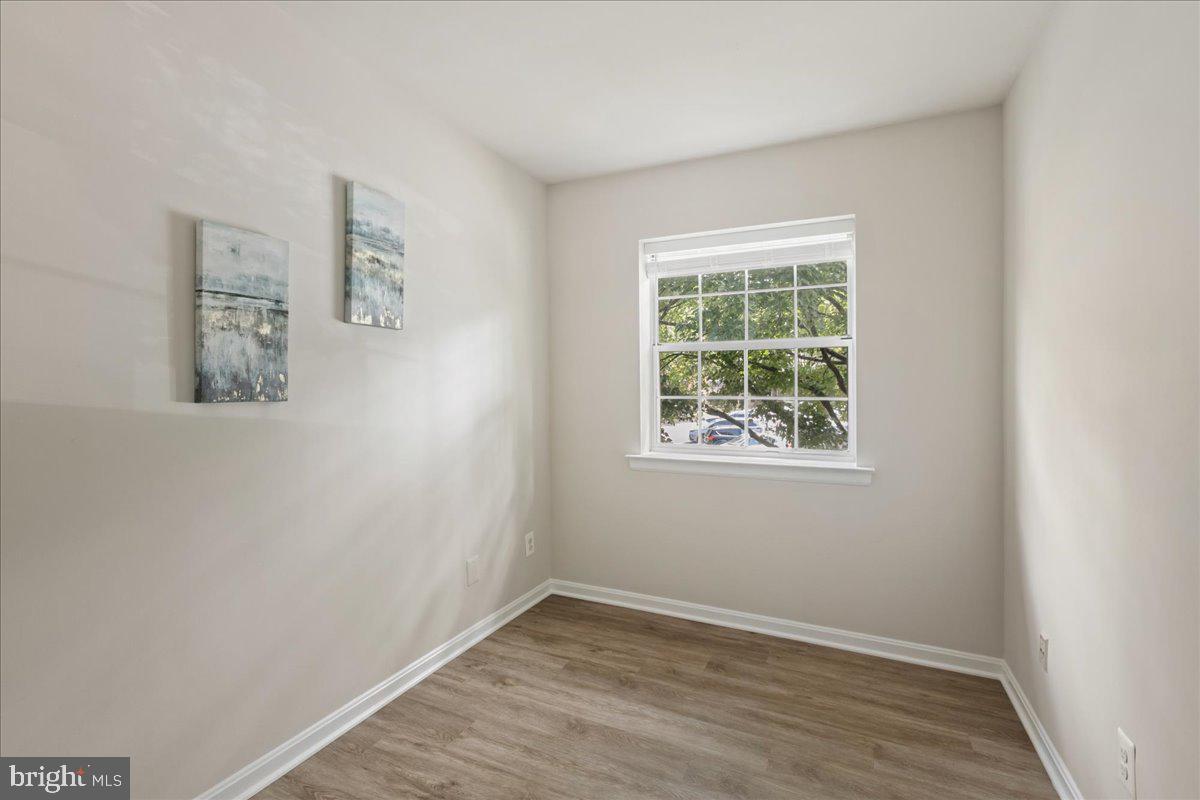 5924 COVE LANDING ROAD 301