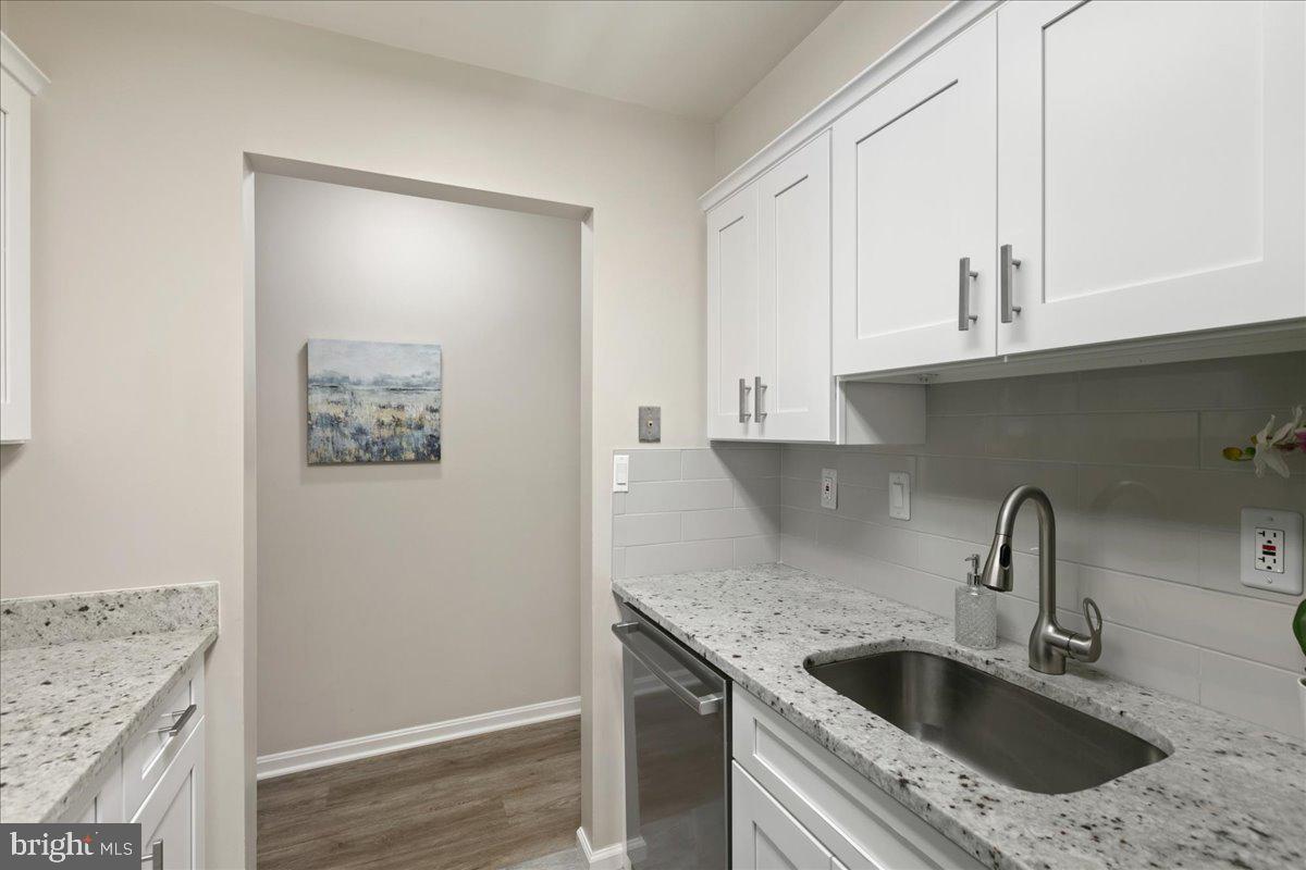 5924 COVE LANDING ROAD 301