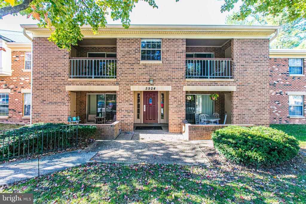 5924 COVE LANDING ROAD 301