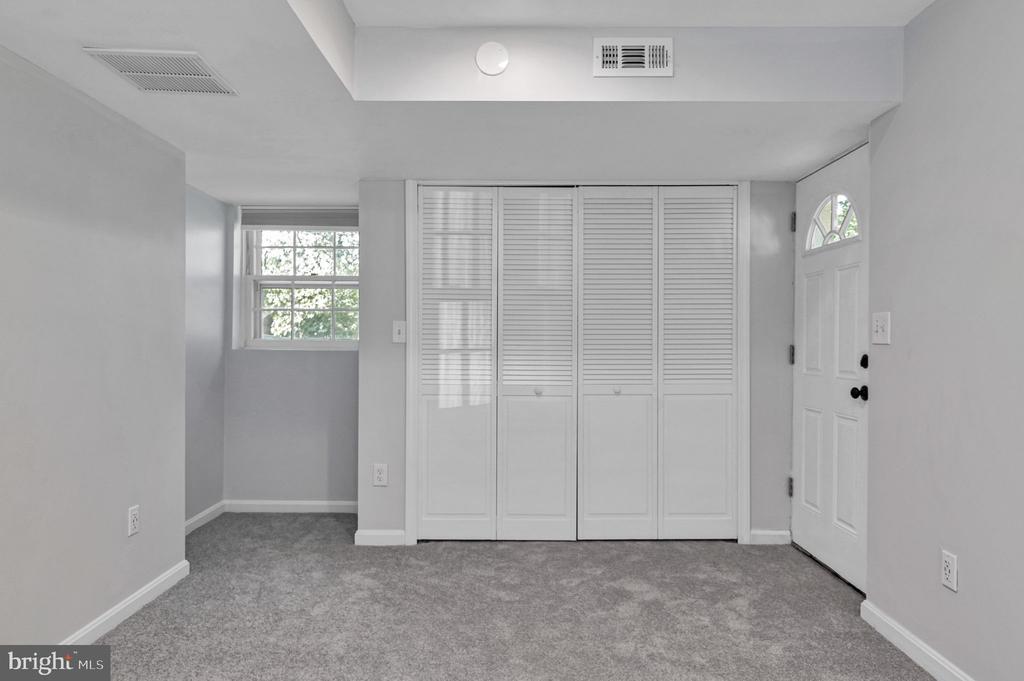 6115 RIVANNA DRIVE