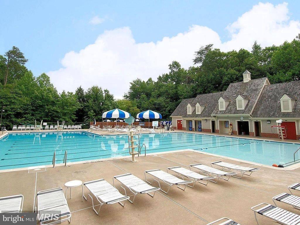 8719 CROSS CHASE CIRCLE