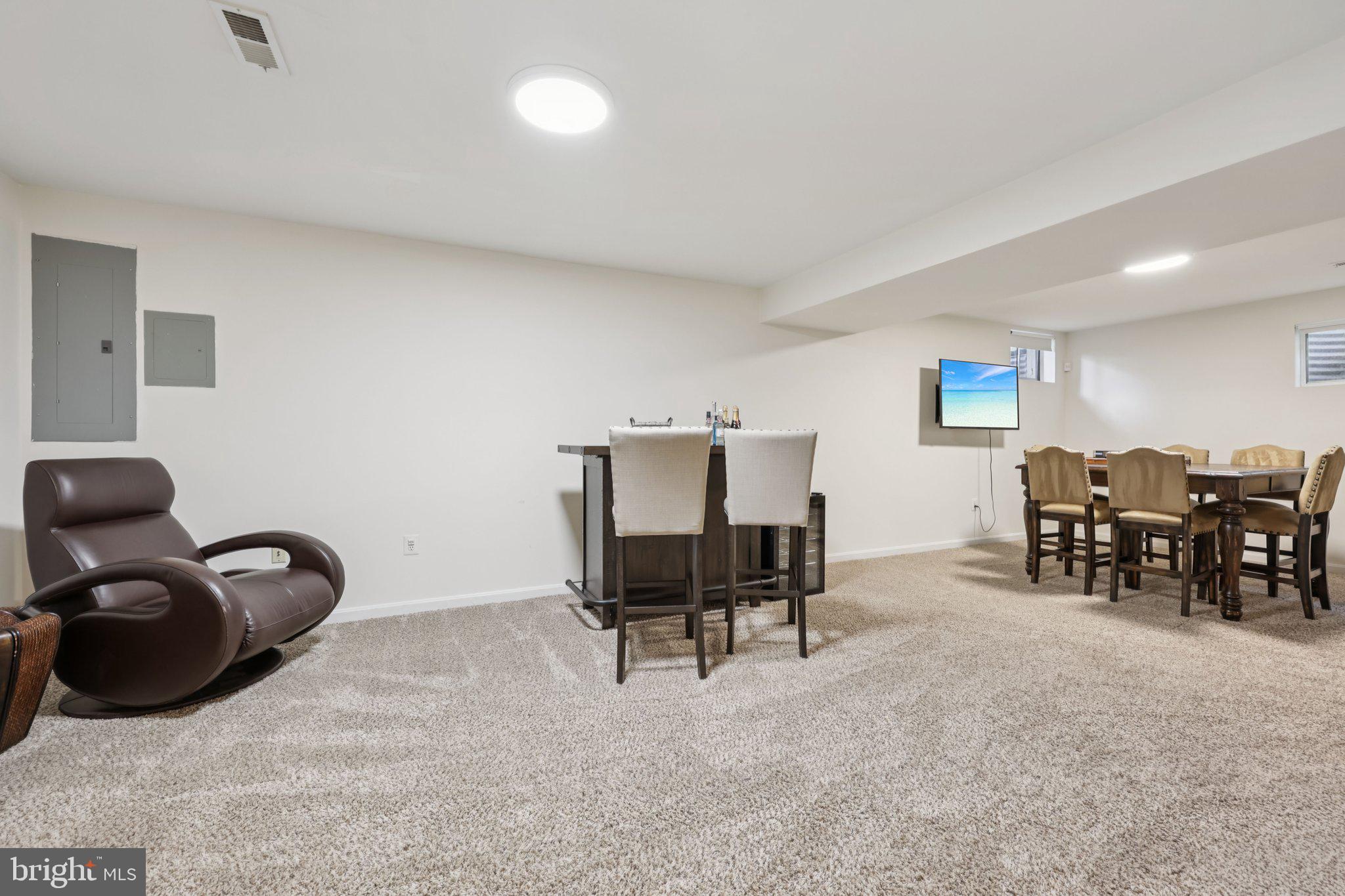 8719 CROSS CHASE CIRCLE