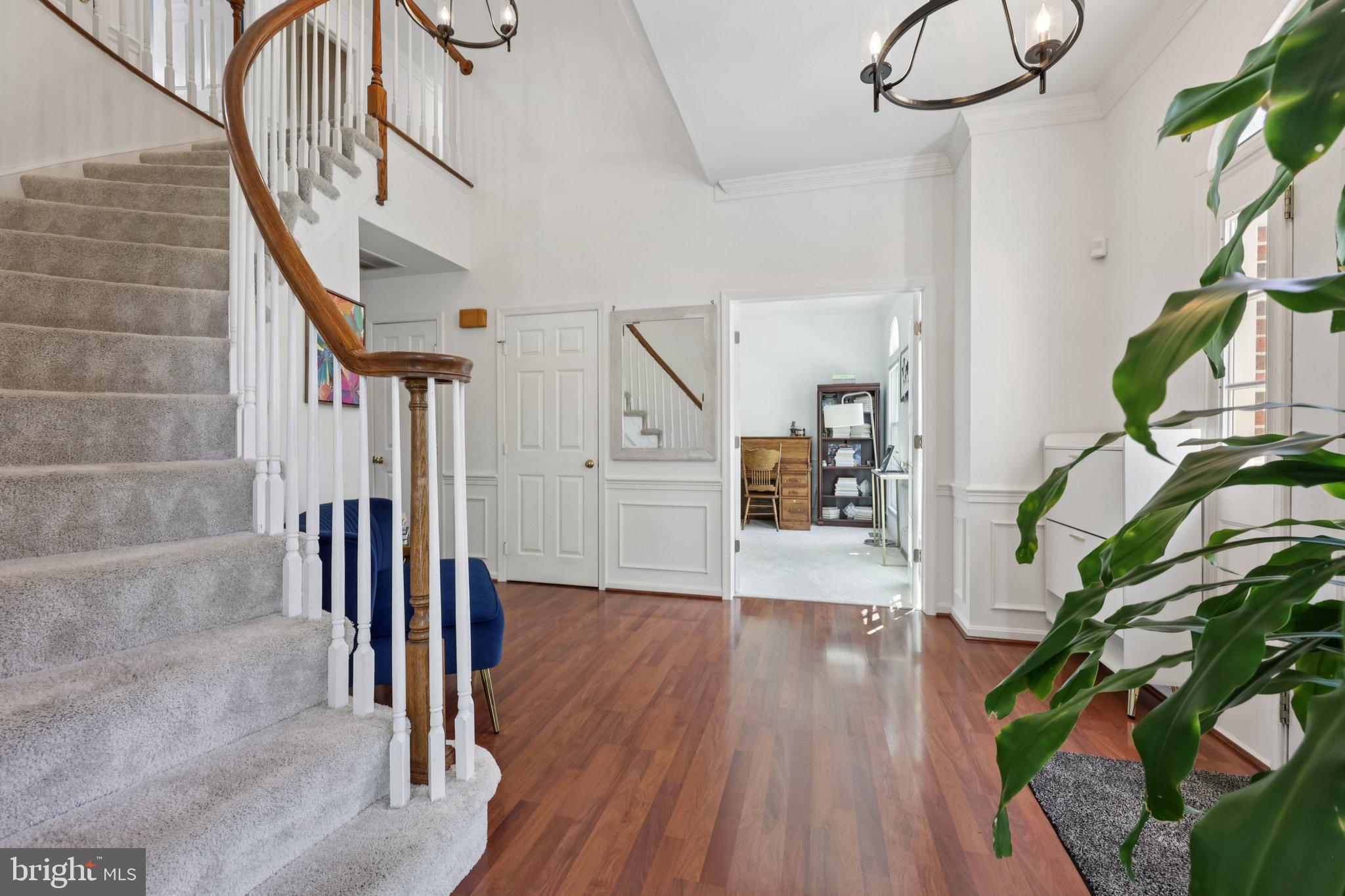 8719 CROSS CHASE CIRCLE