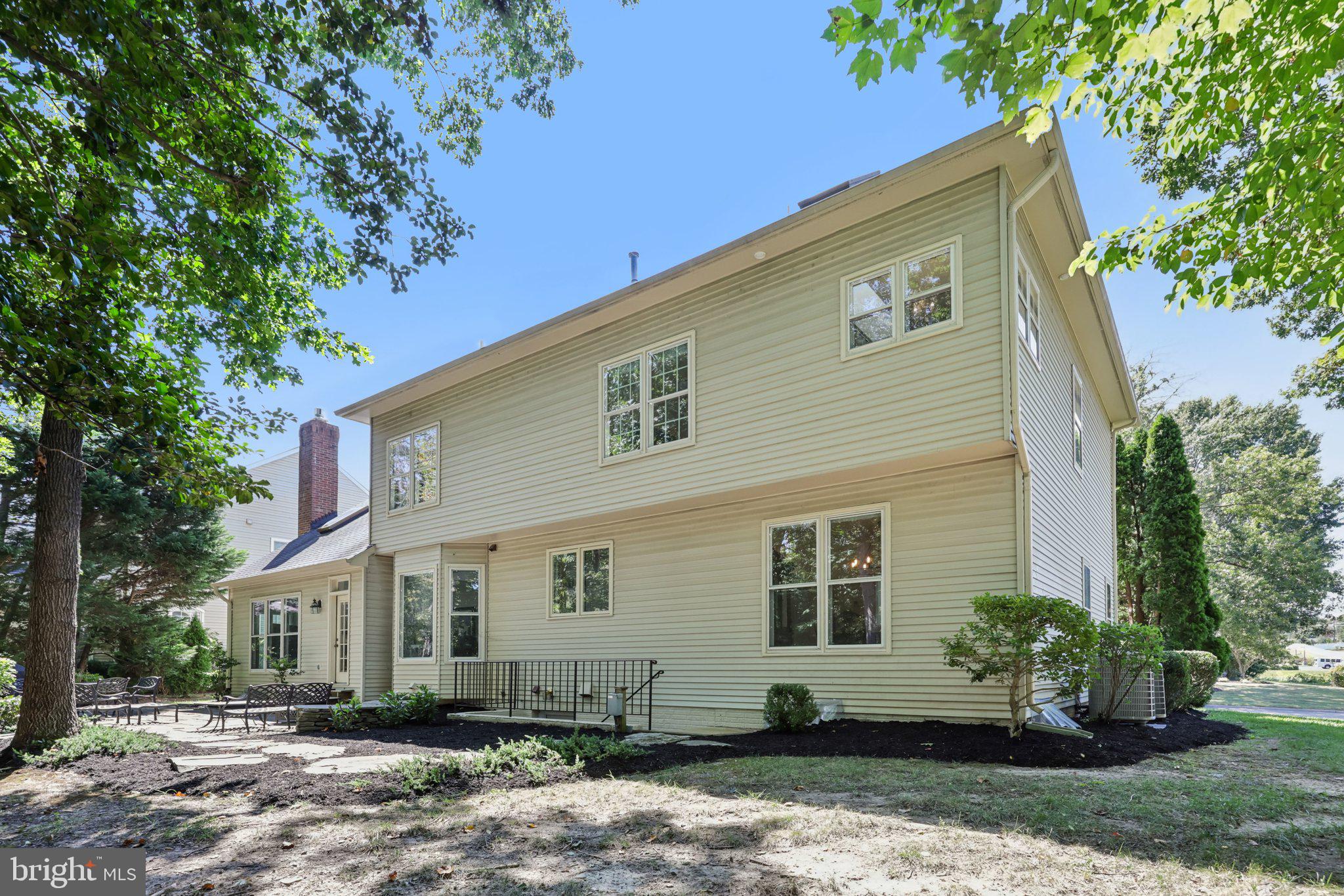 8719 CROSS CHASE CIRCLE