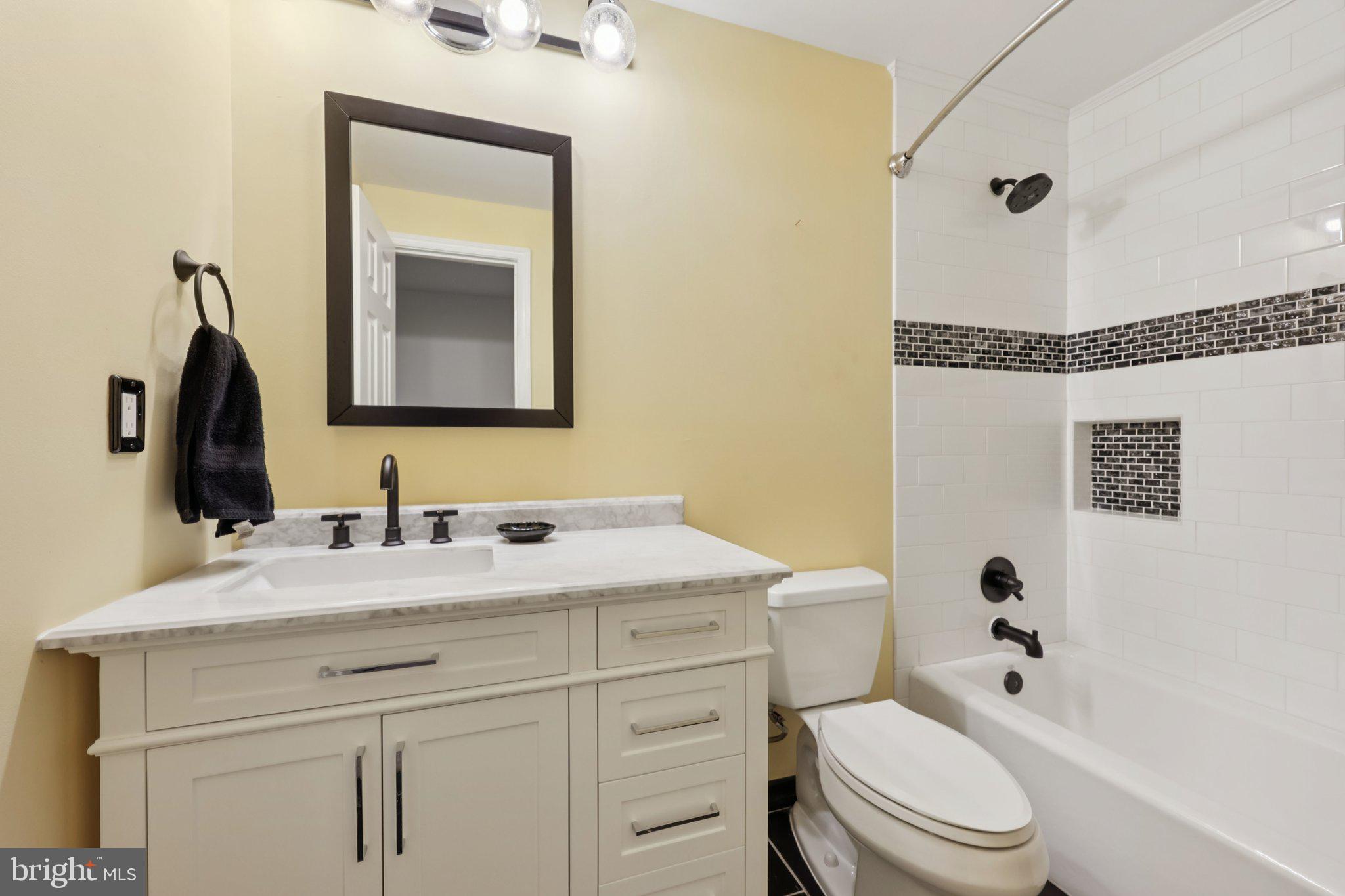 8719 CROSS CHASE CIRCLE