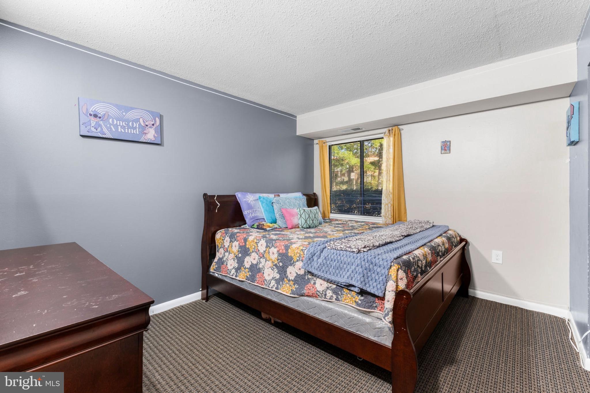 615 CENTER STREET T4