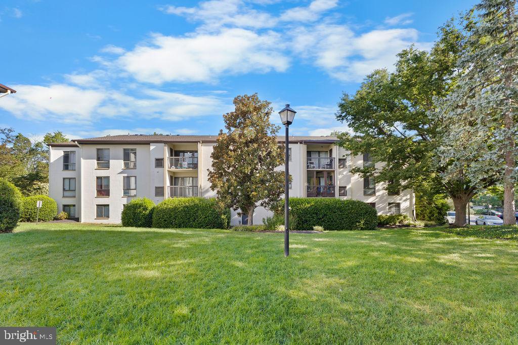 615 CENTER STREET T4