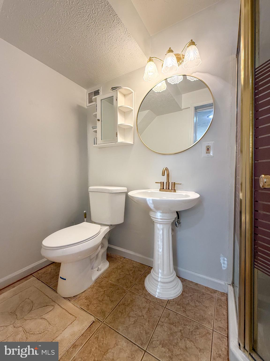 5703 OAK STAKE COURT