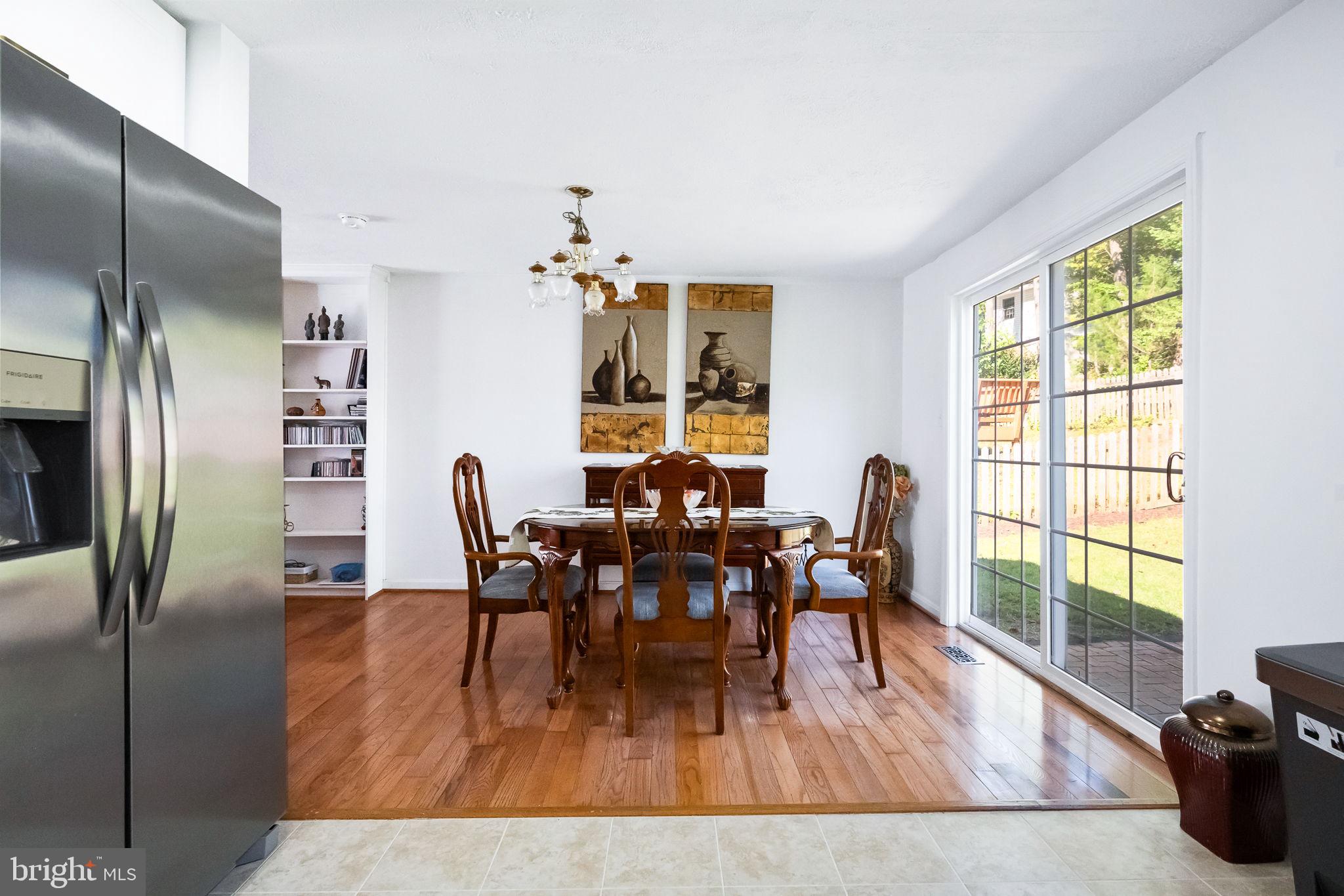5703 OAK STAKE COURT