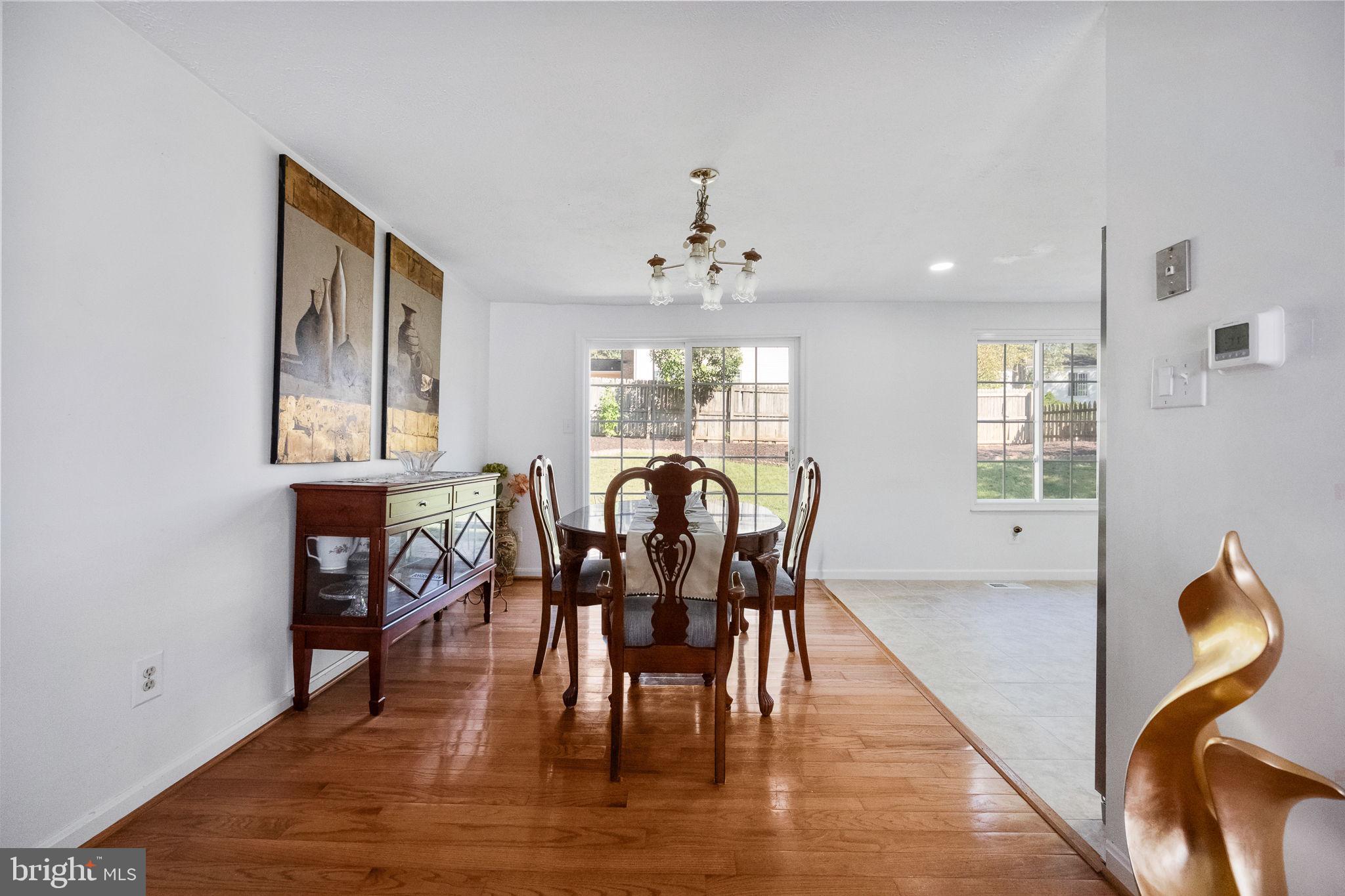5703 OAK STAKE COURT
