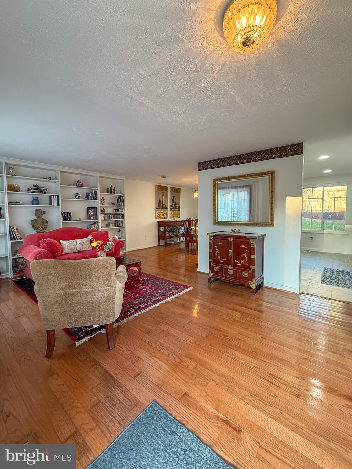 5703 OAK STAKE COURT
