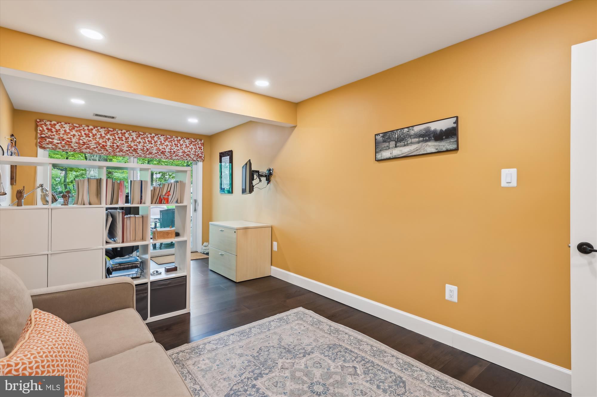 1626 WATERS EDGE LANE