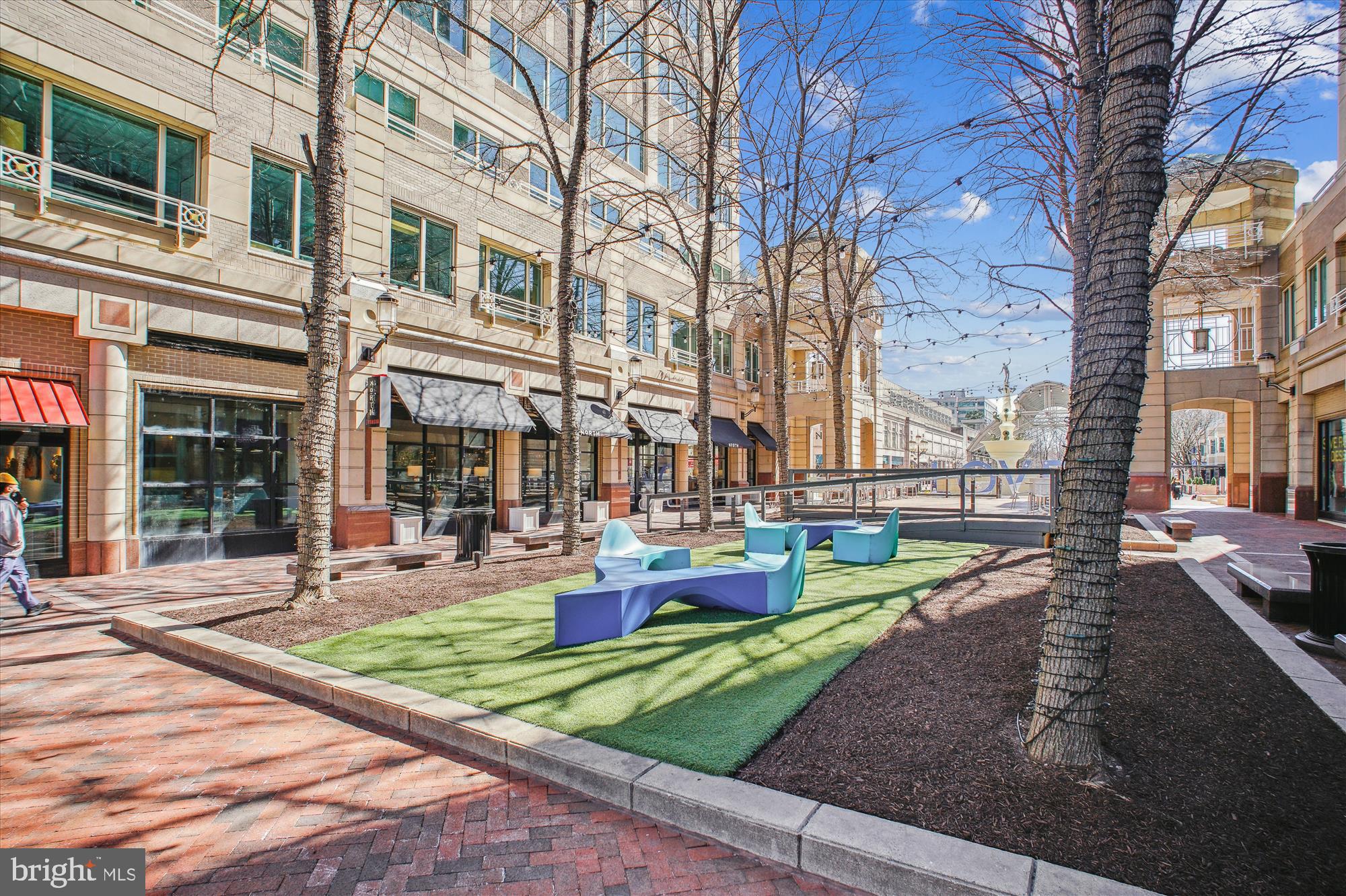 1626 WATERS EDGE LANE