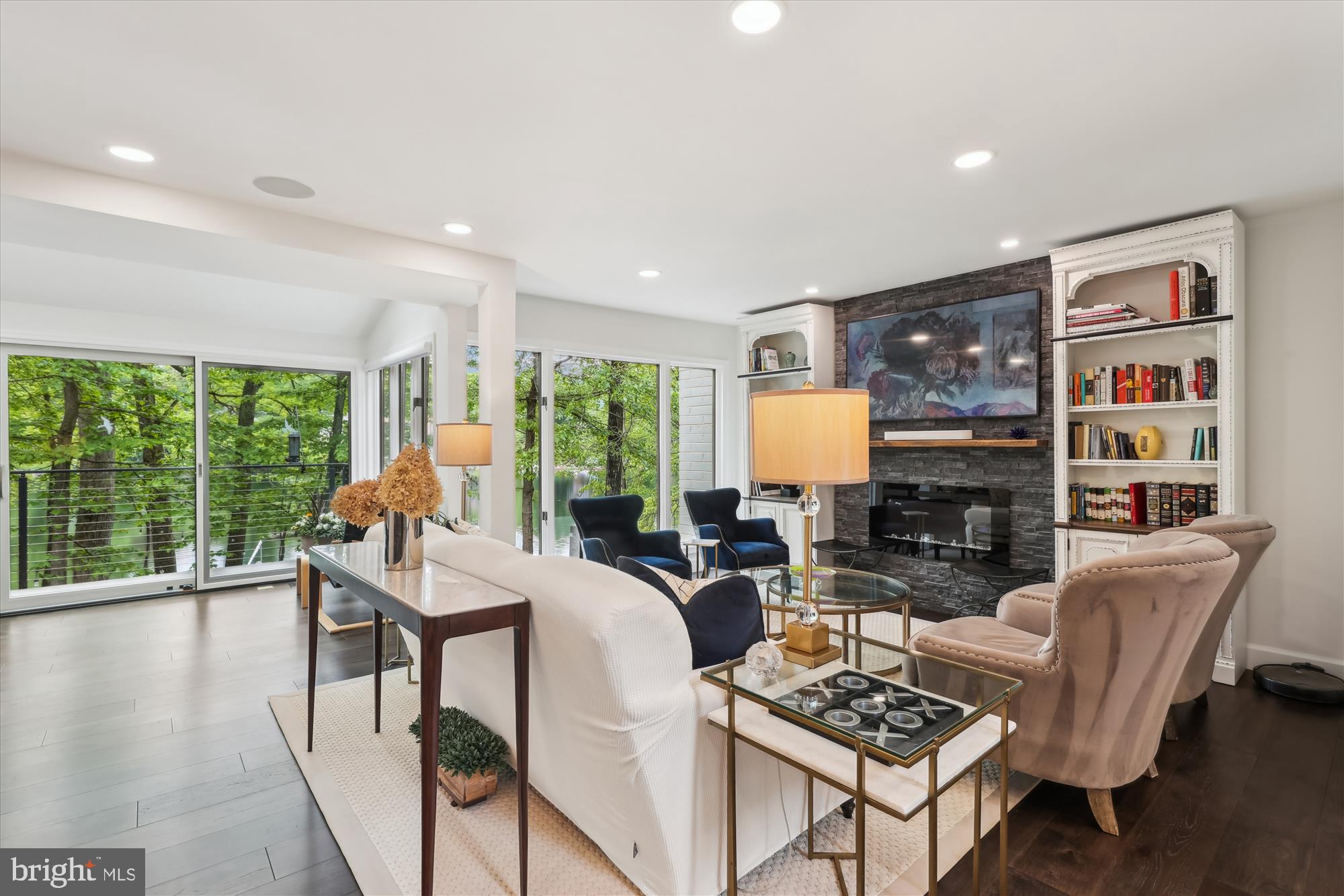 1626 WATERS EDGE LANE