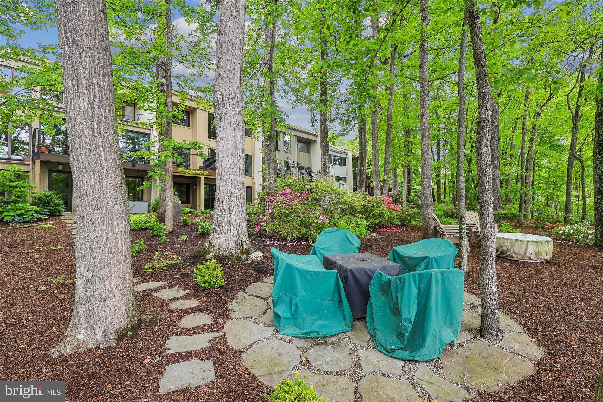 1626 WATERS EDGE LANE