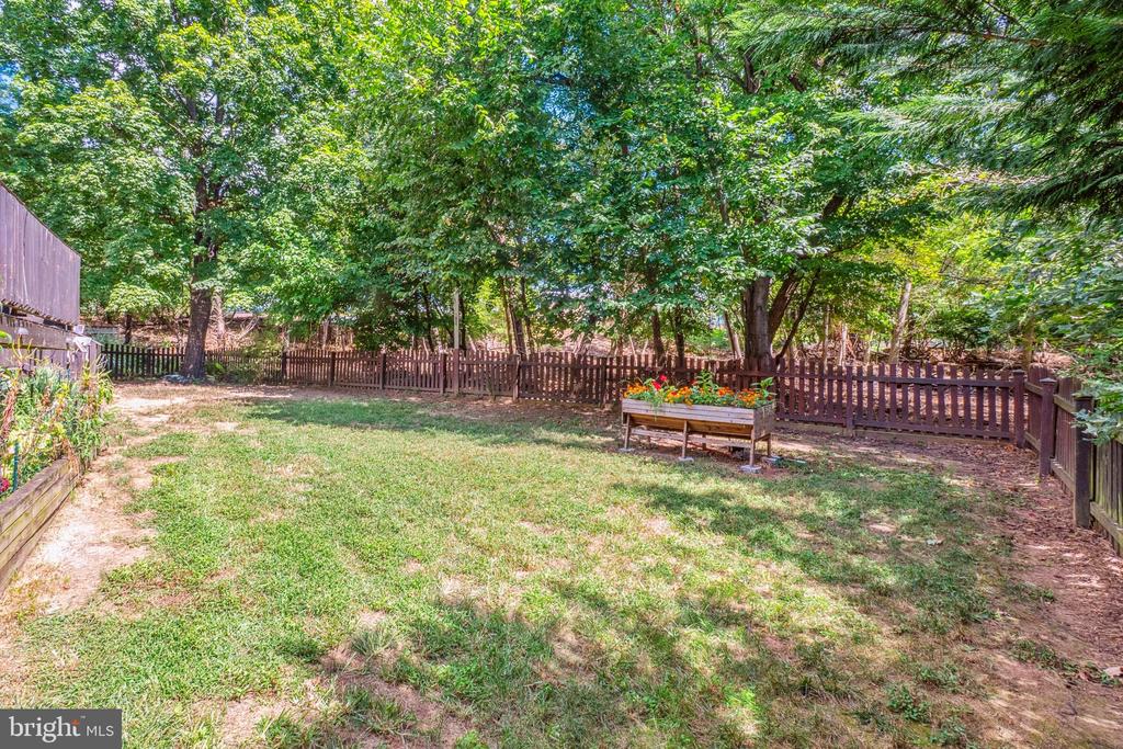 3220 KINROSS CIRCLE