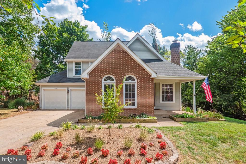 3220 KINROSS CIRCLE