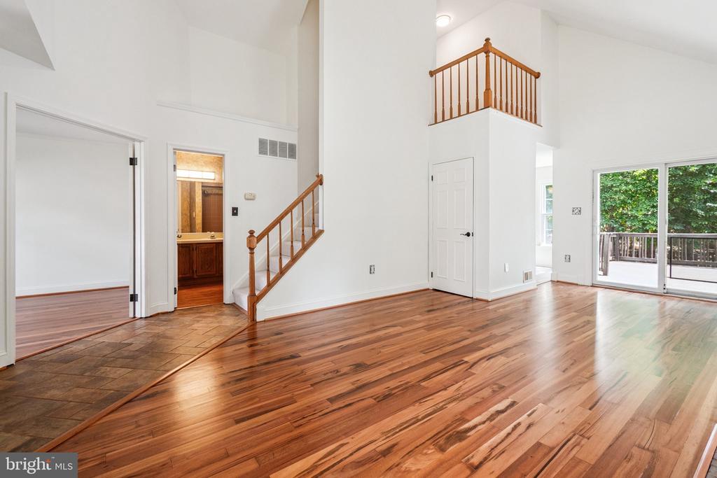 3220 KINROSS CIRCLE