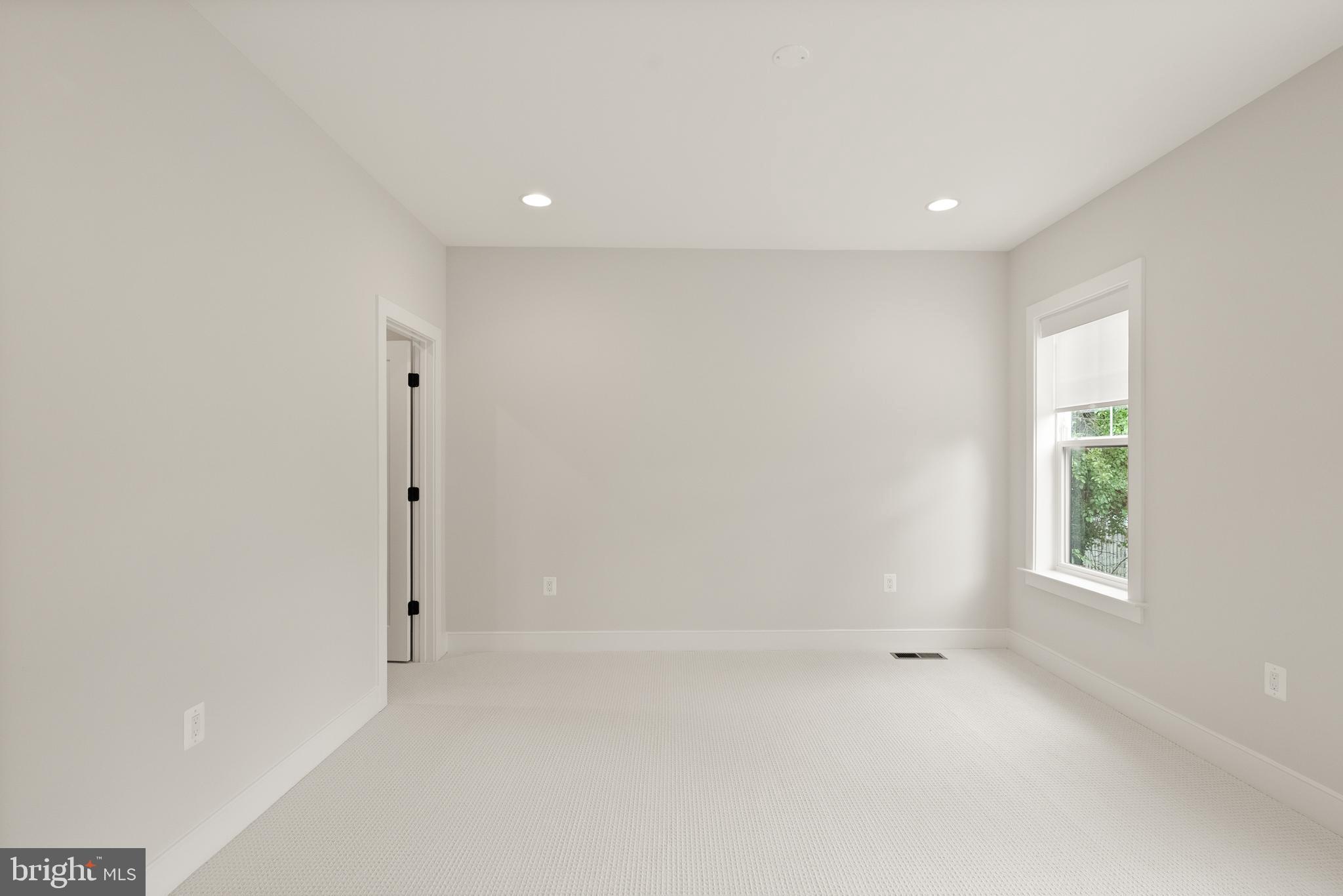 502 KIBLER CIRCLE SW