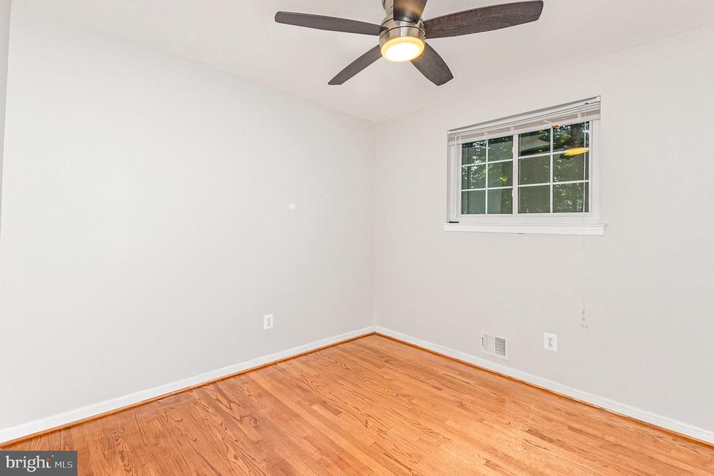 8411 DERBY COURT