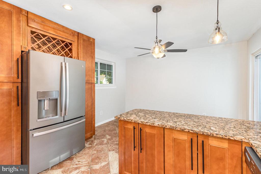 8411 DERBY COURT