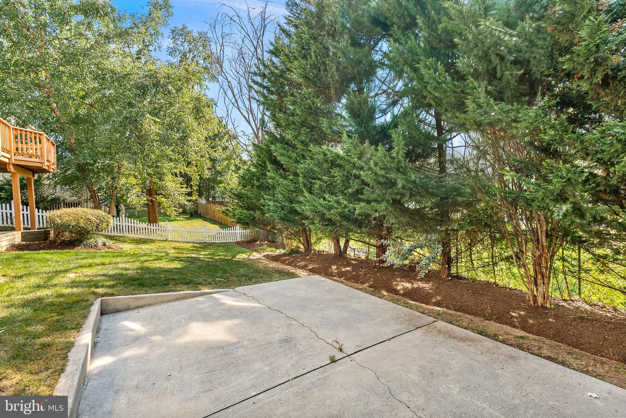 1372 DOMINION RIDGE LANE