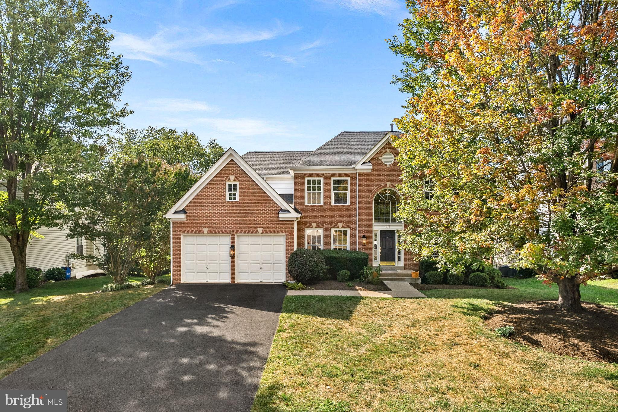 1372 DOMINION RIDGE LANE