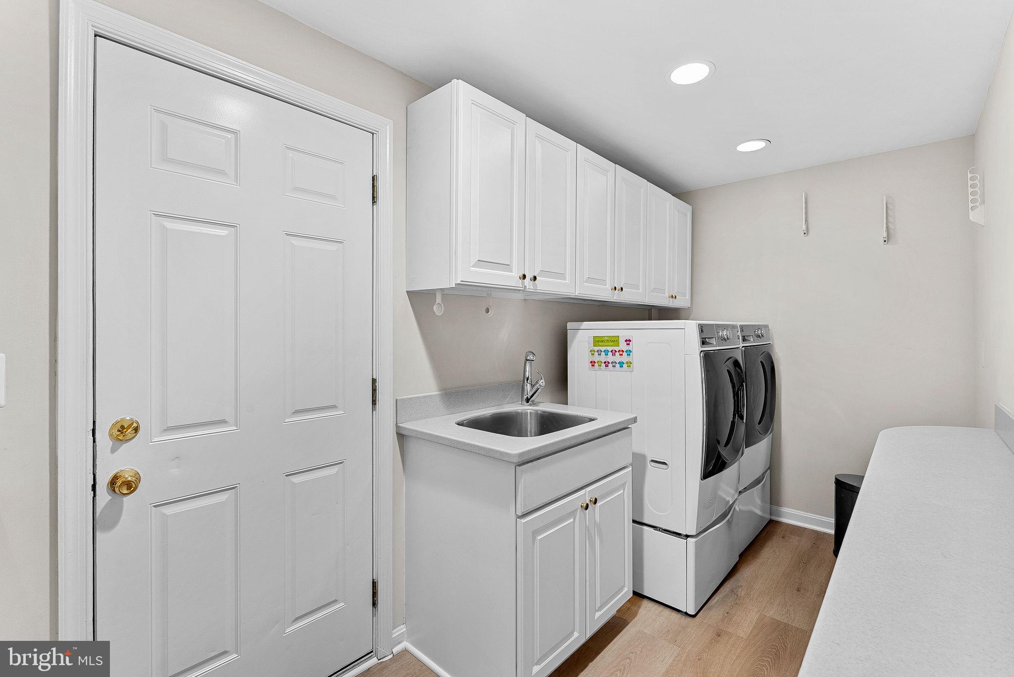 1372 DOMINION RIDGE LANE