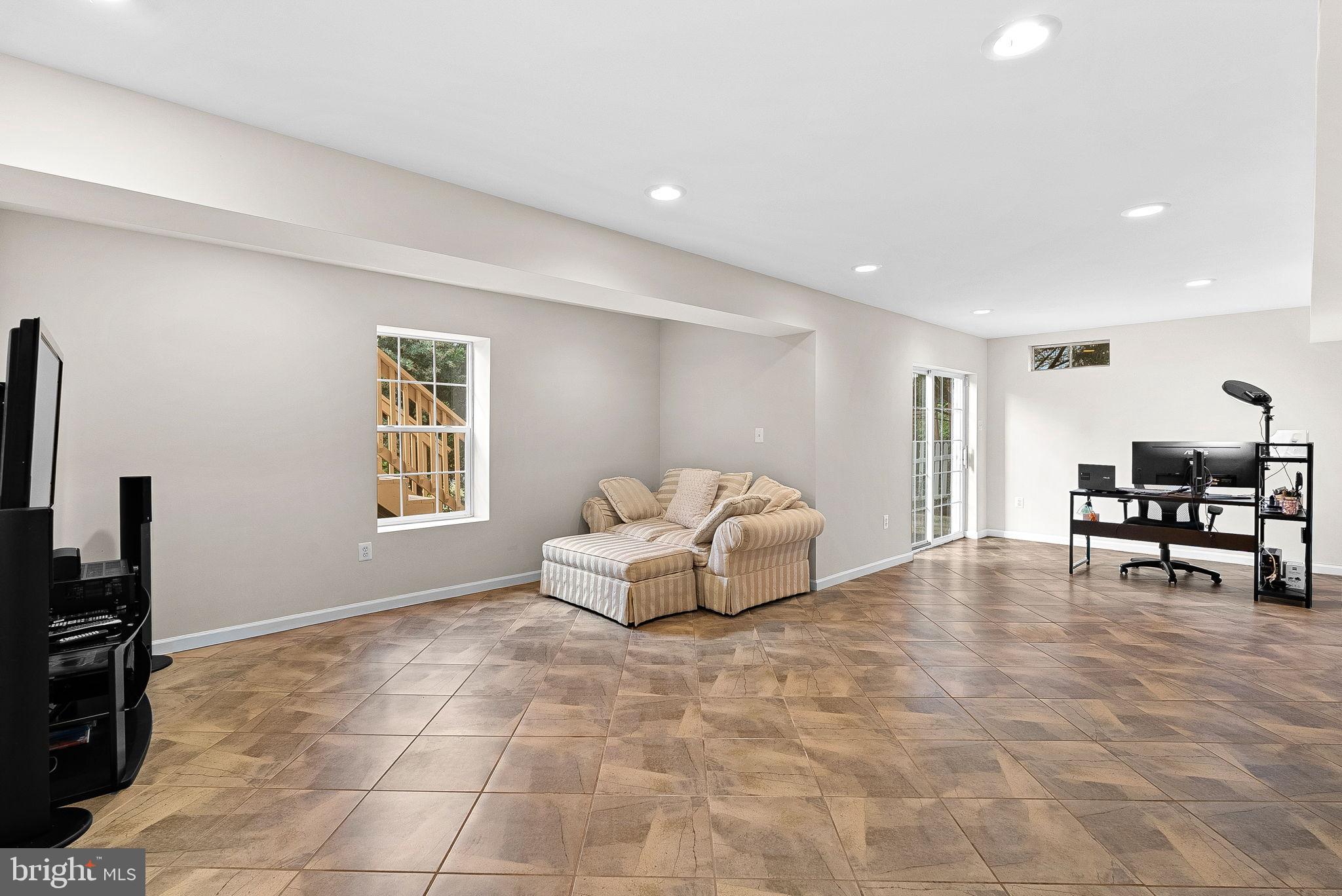 1372 DOMINION RIDGE LANE