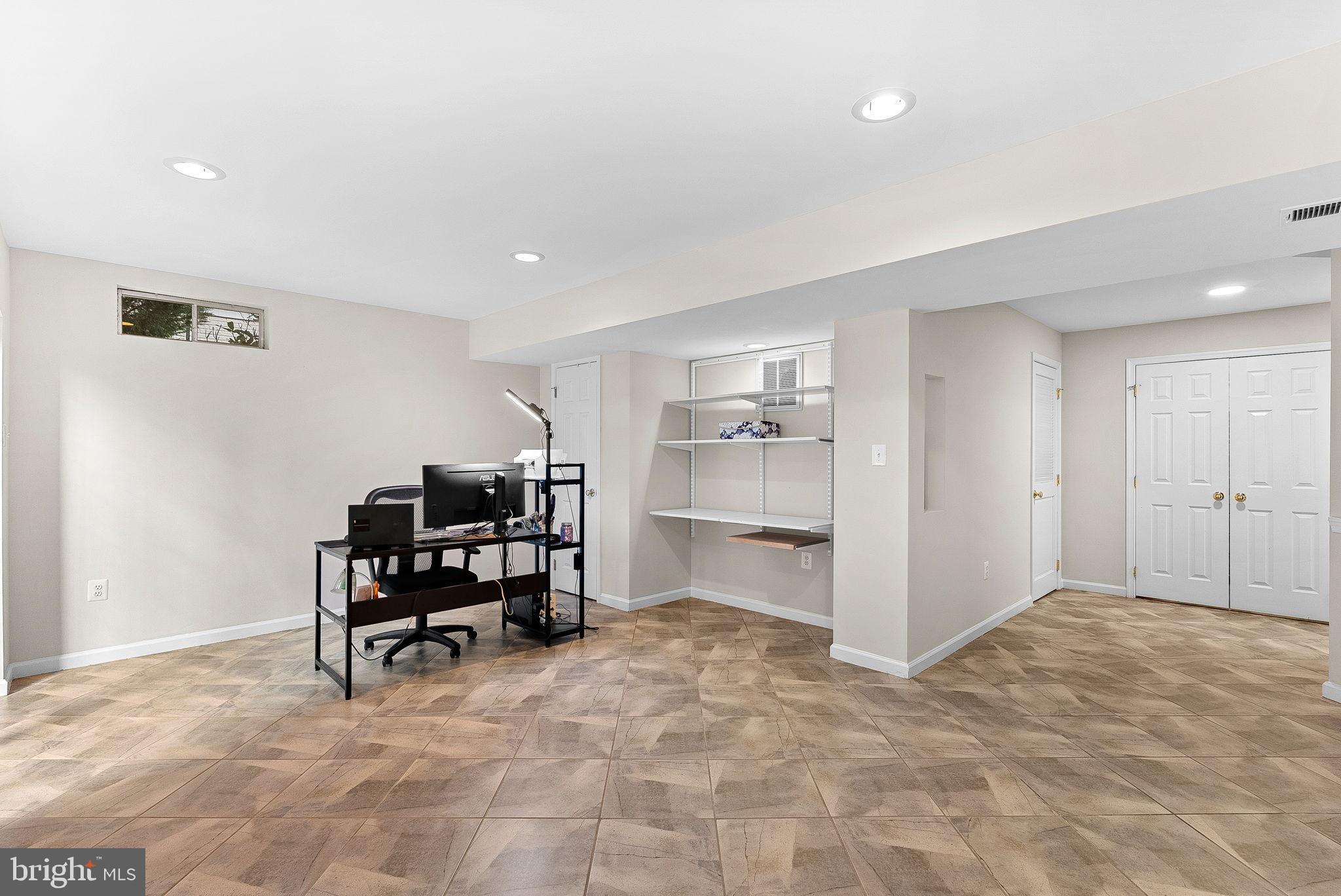 1372 DOMINION RIDGE LANE