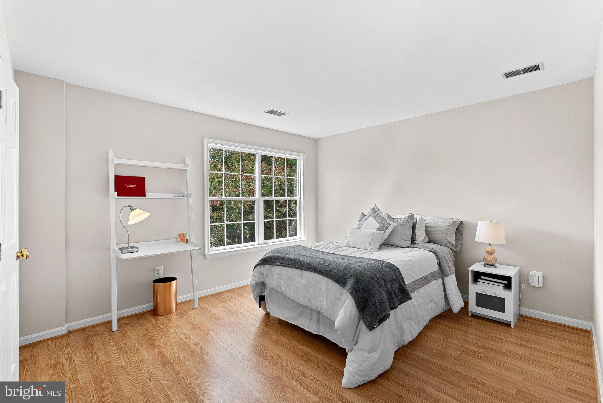 1372 DOMINION RIDGE LANE