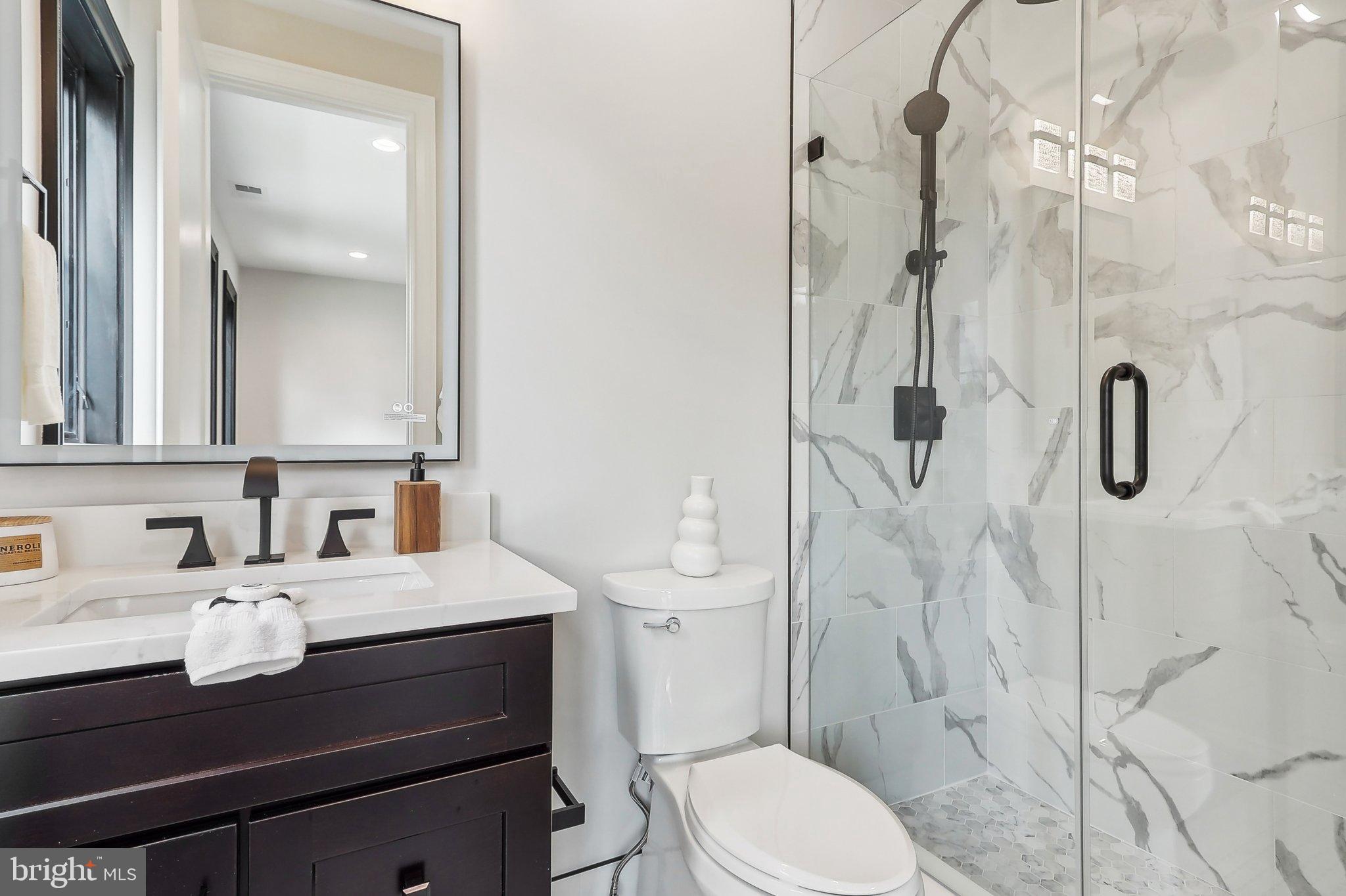 105 TAPAWINGO ROAD SW