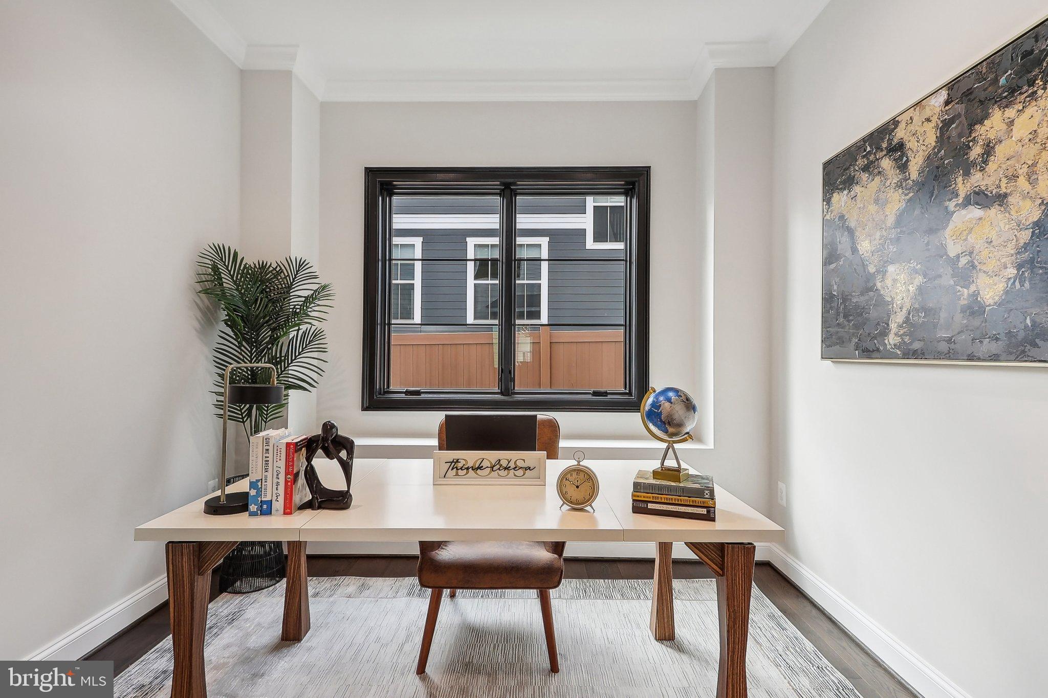 105 TAPAWINGO ROAD SW