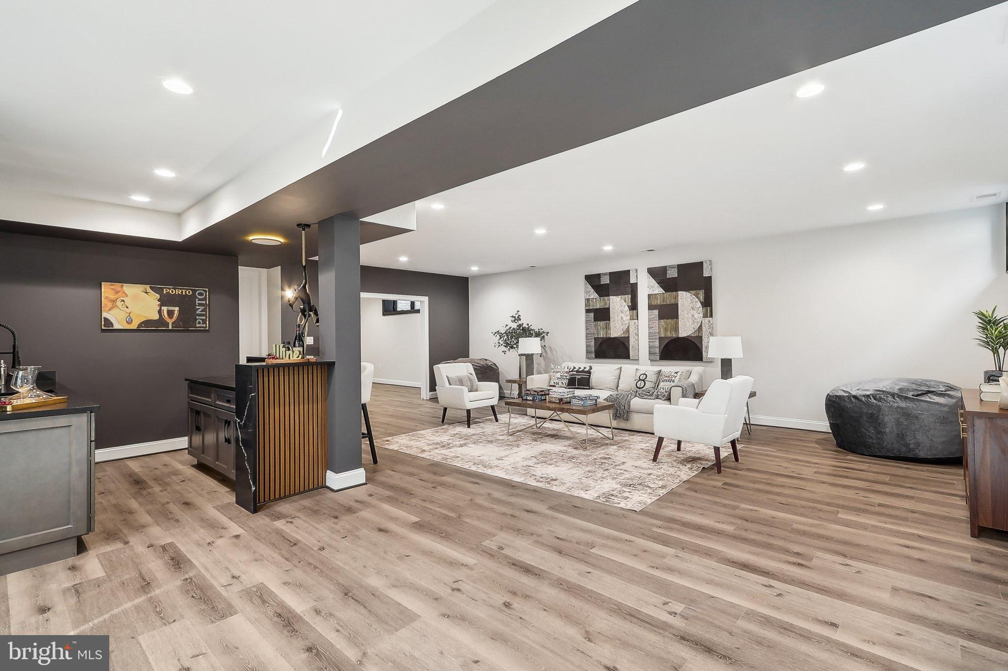 105 TAPAWINGO ROAD SW