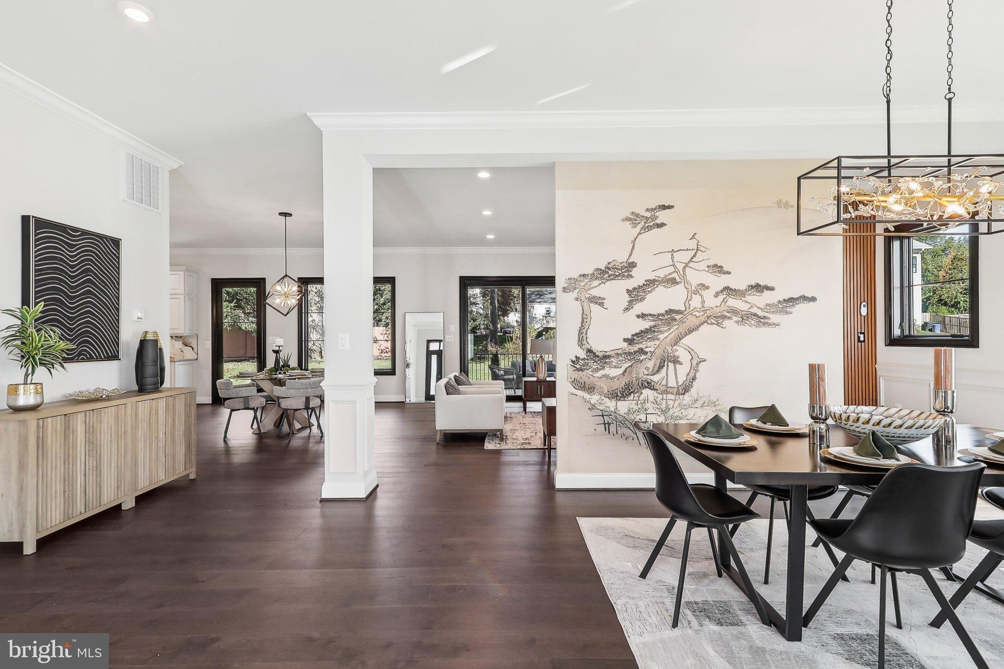 105 TAPAWINGO ROAD SW