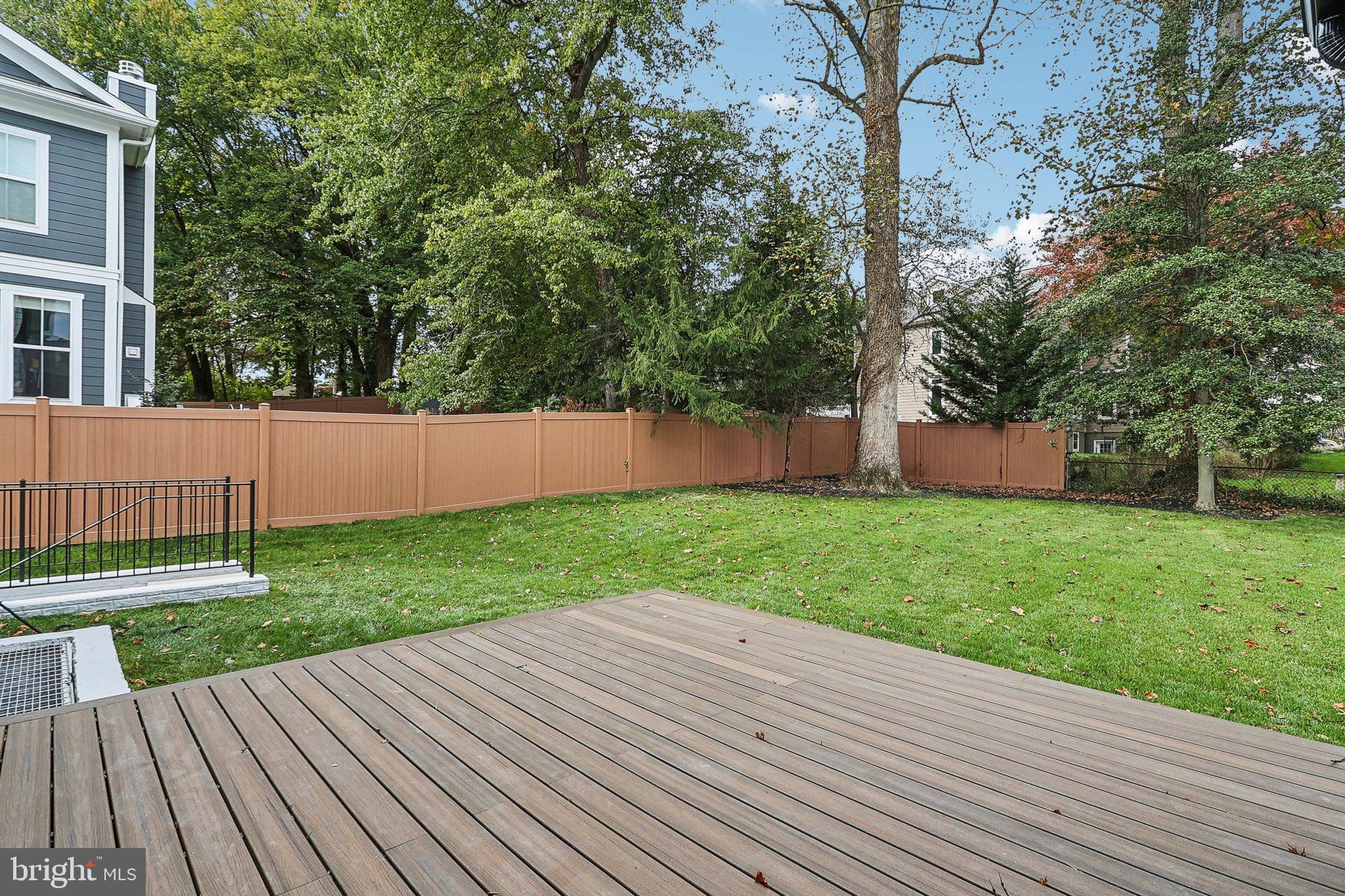 105 TAPAWINGO ROAD SW