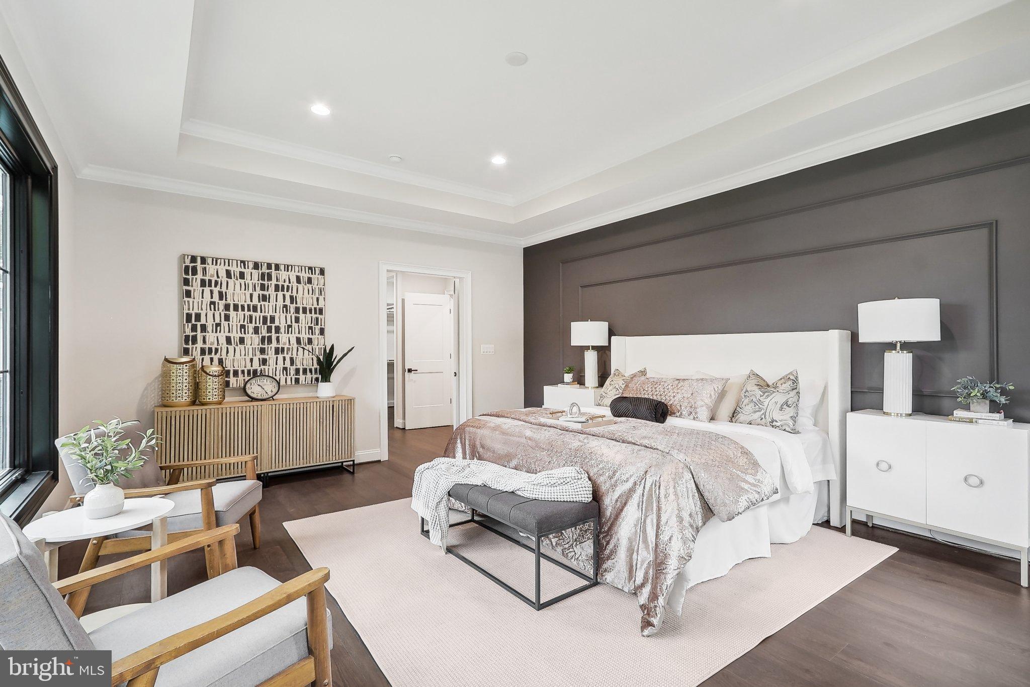 105 TAPAWINGO ROAD SW