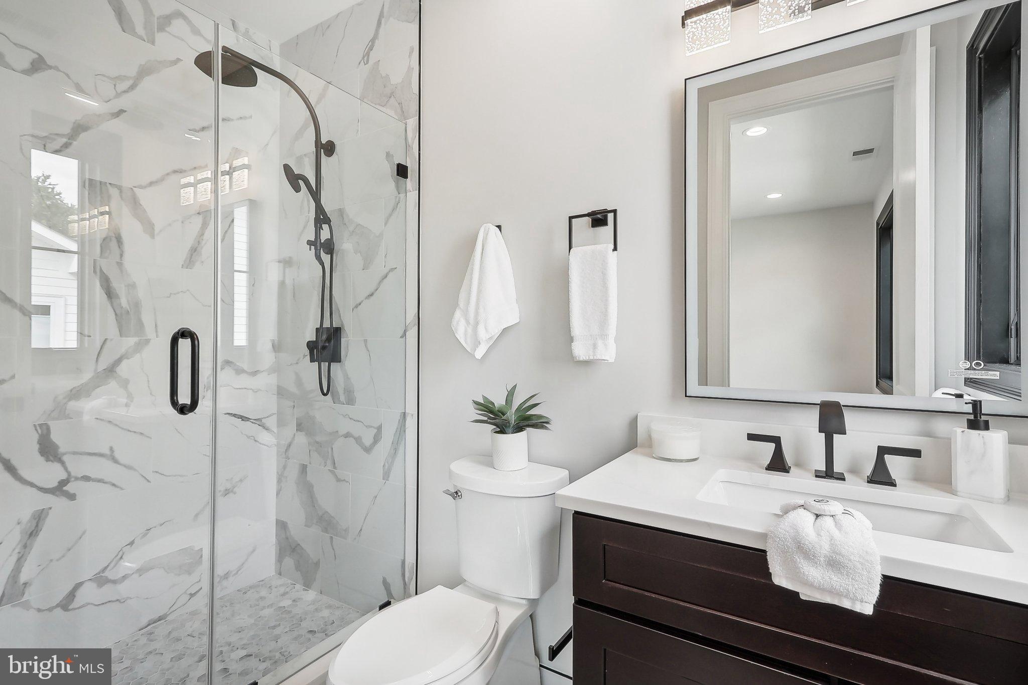 105 TAPAWINGO ROAD SW