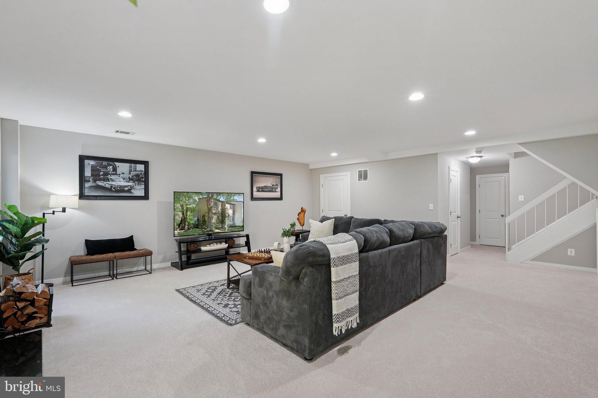 2332 MILLENNIUM LANE