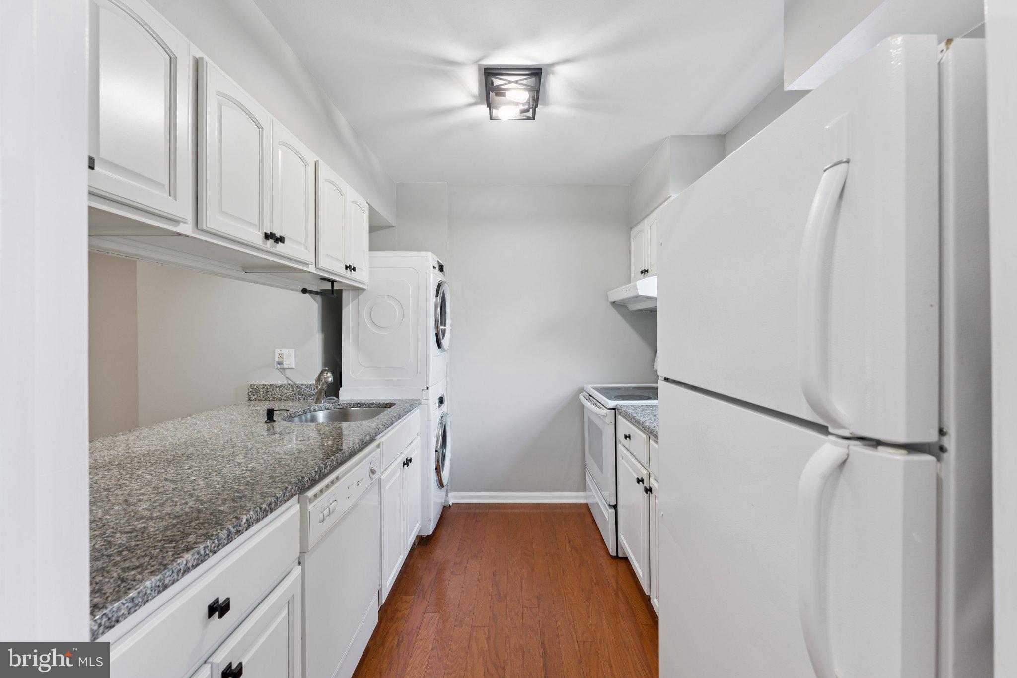 14459 GOLDEN OAK ROAD