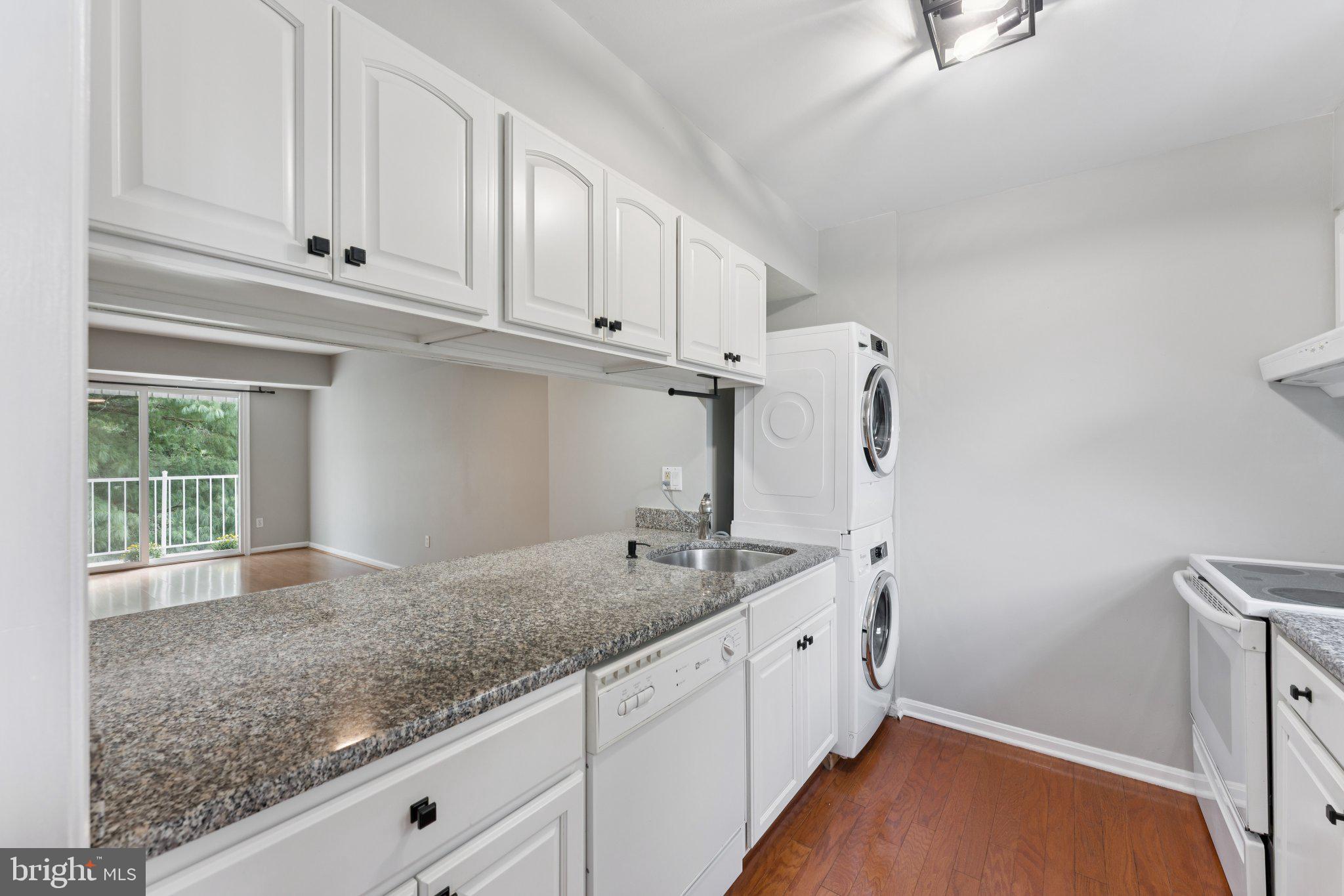 14459 GOLDEN OAK ROAD