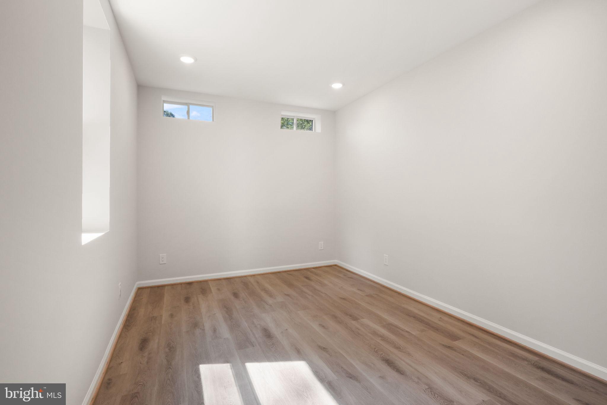 11433 POPES HEAD ROAD